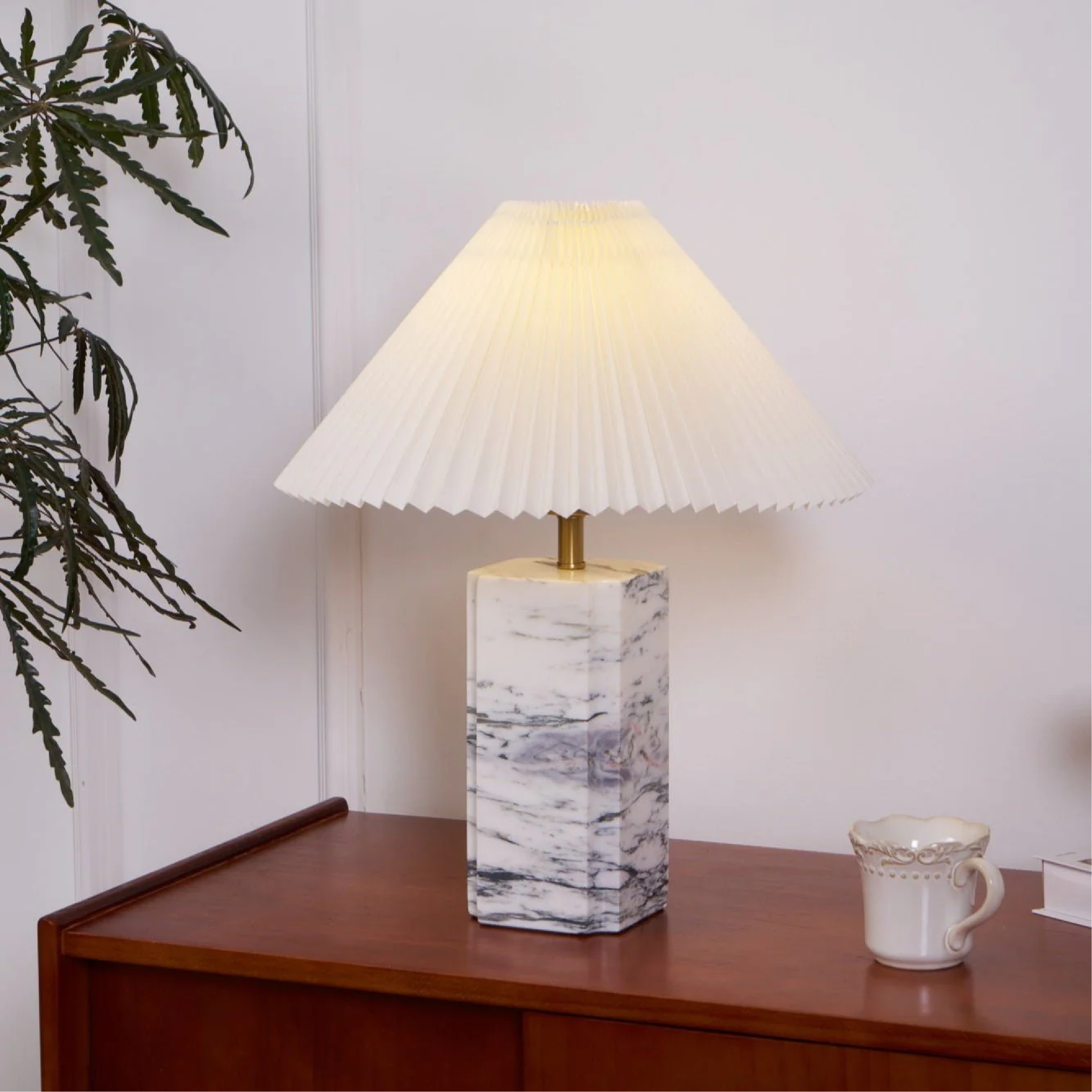 Luxury Marble Table Lamp – Modern Minimalist Home Lighting