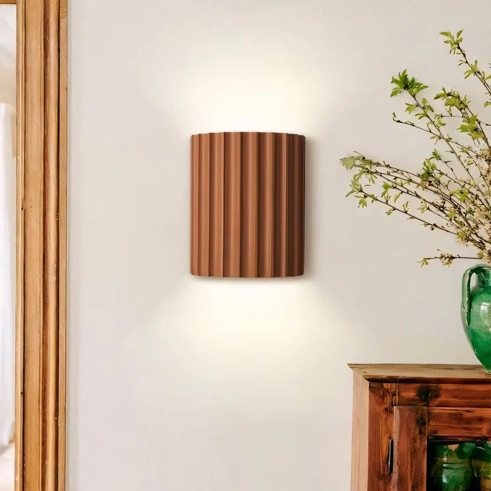 Minimalist Wall Lamp – Soft Ambient Light for Modern Homes