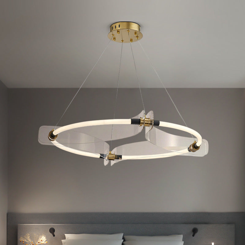 Acrylic Chandelier – Modern Ambient Lighting for Modern Spaces