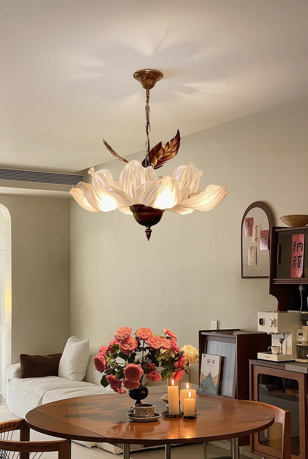 Modern Floral Pendant Light – Decorative Ceiling Fixture