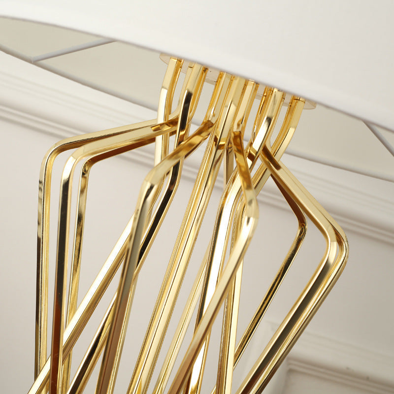 Luxury Gold Table Lamp – Modern Bedside & Living Room Lighting