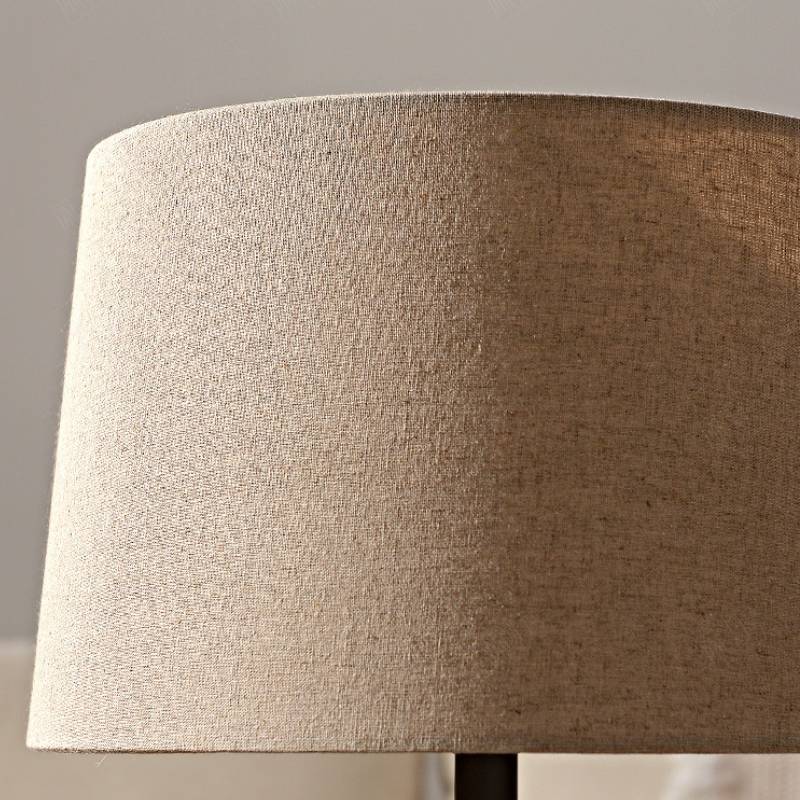 Ceramic Table Lamp with Linen Shade – Warm Ambient Lighting for Living Rooms