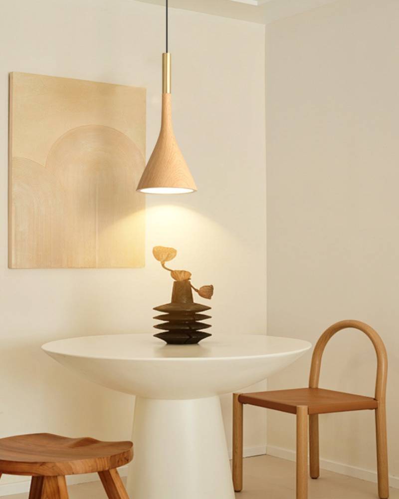 Minimalist Pendant Light – Retro Hanging Lamp for Modern Spaces