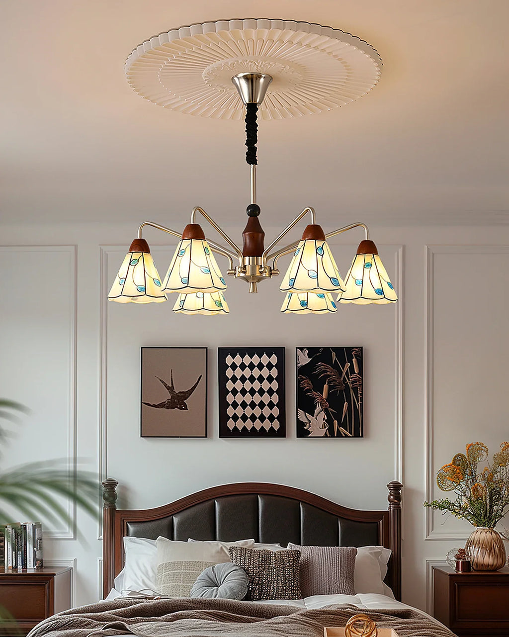 Classic Tiffany Chandelier – Vintage Floral Stained Glass Light