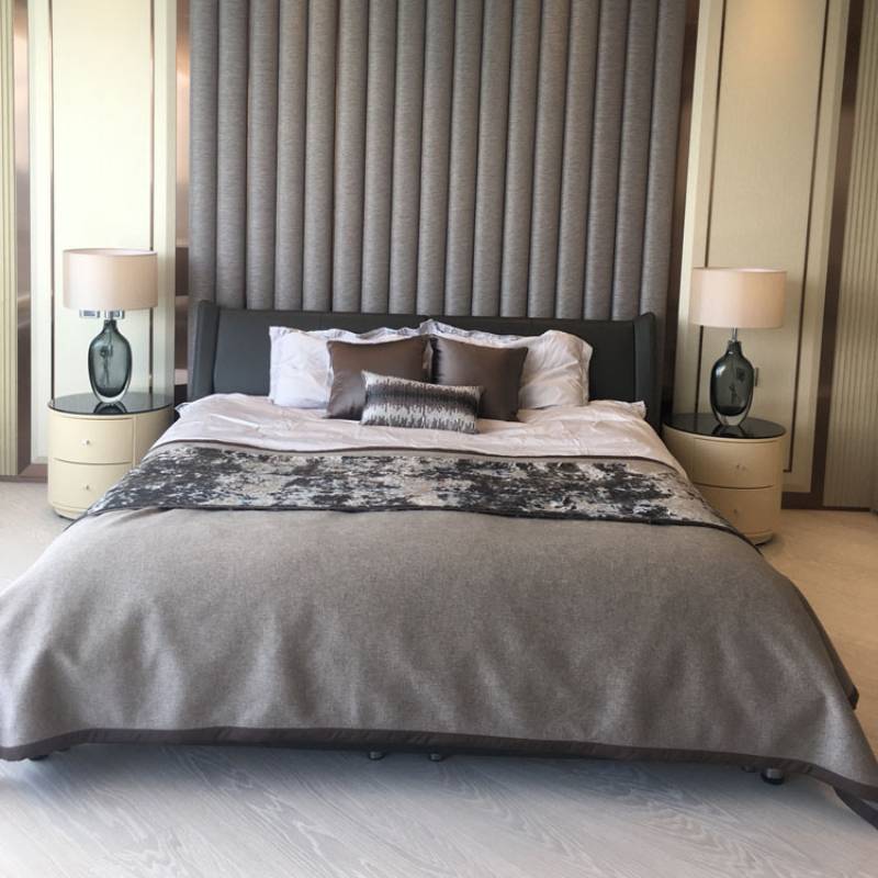 Modern Glass Table Lamp – Soft Ambient Lighting for Bedroom & Living Room