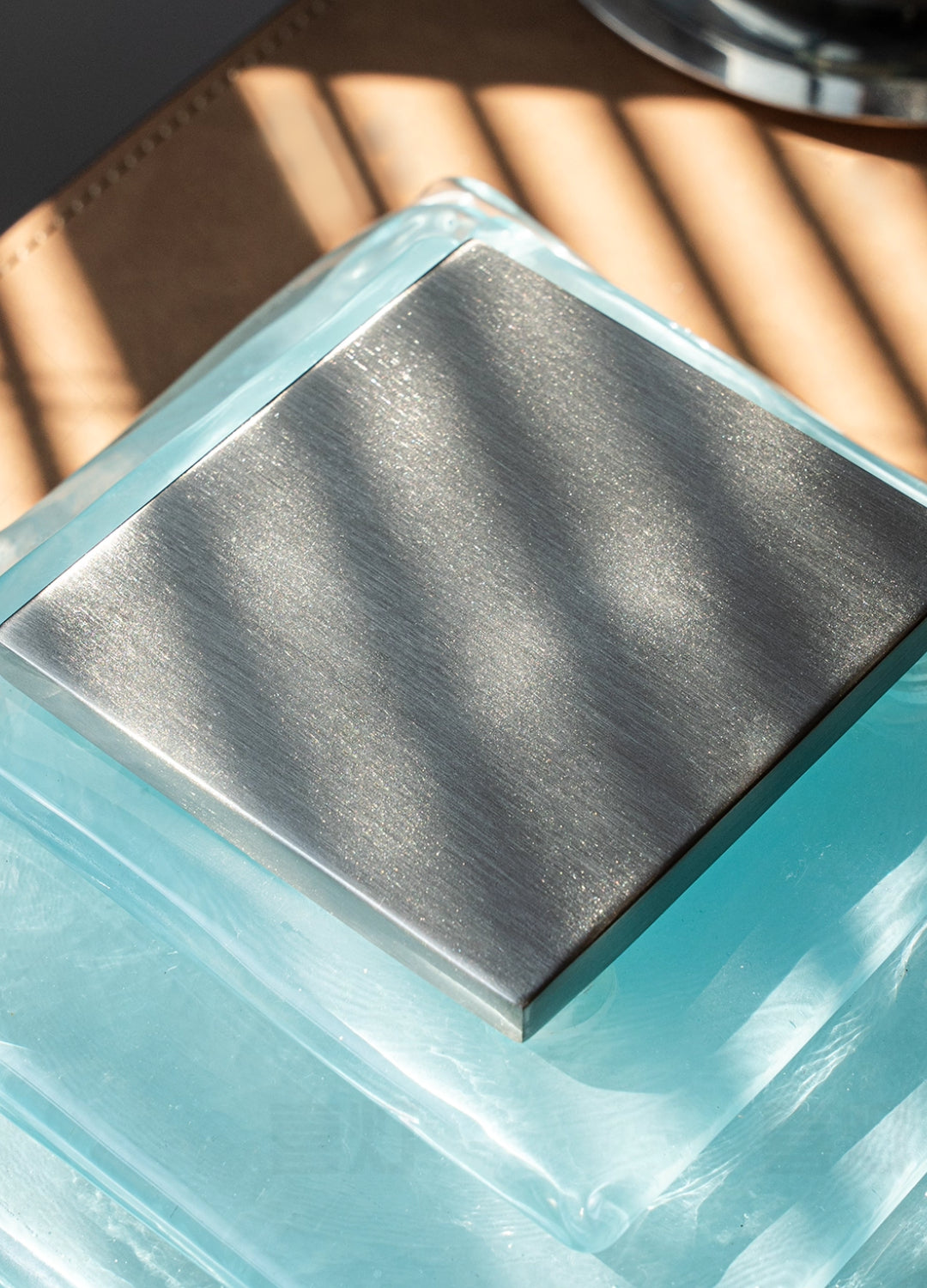 Modern Glass Wall Sconce – Textured Square Decorative Light